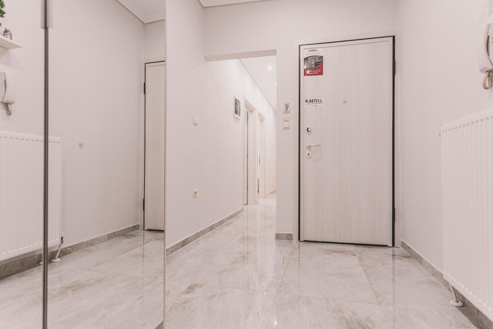 Kartell Luxury Apartment Thessaloniki Center Exterior photo